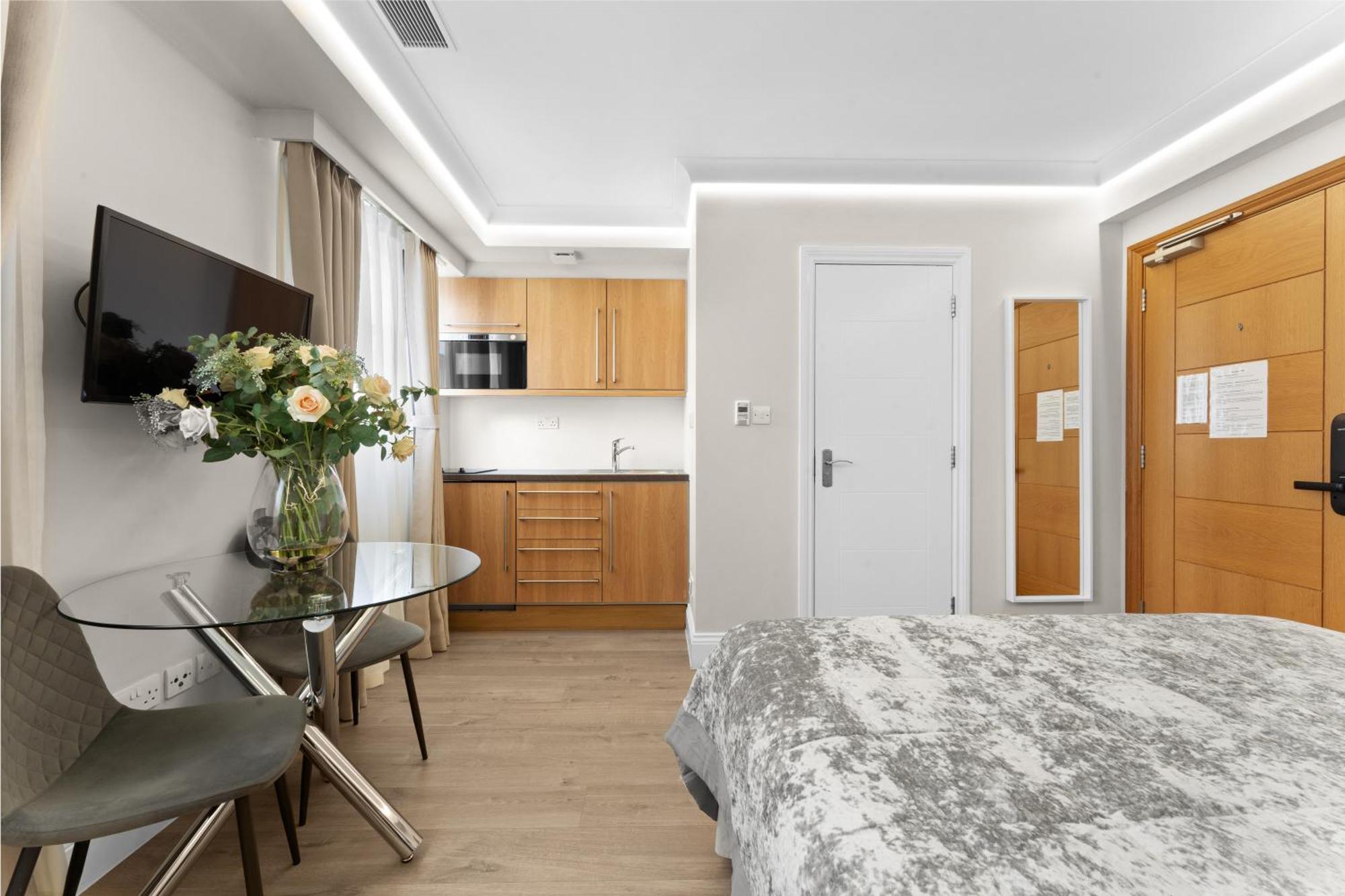 Cleveland Residences Russell Square ลอนดอน ภายนอก รูปภาพ