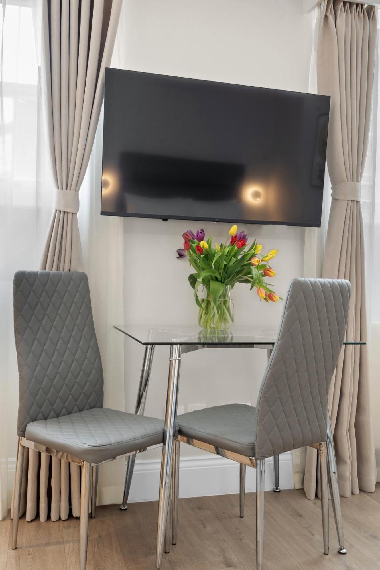 Cleveland Residences Russell Square ลอนดอน ภายนอก รูปภาพ
