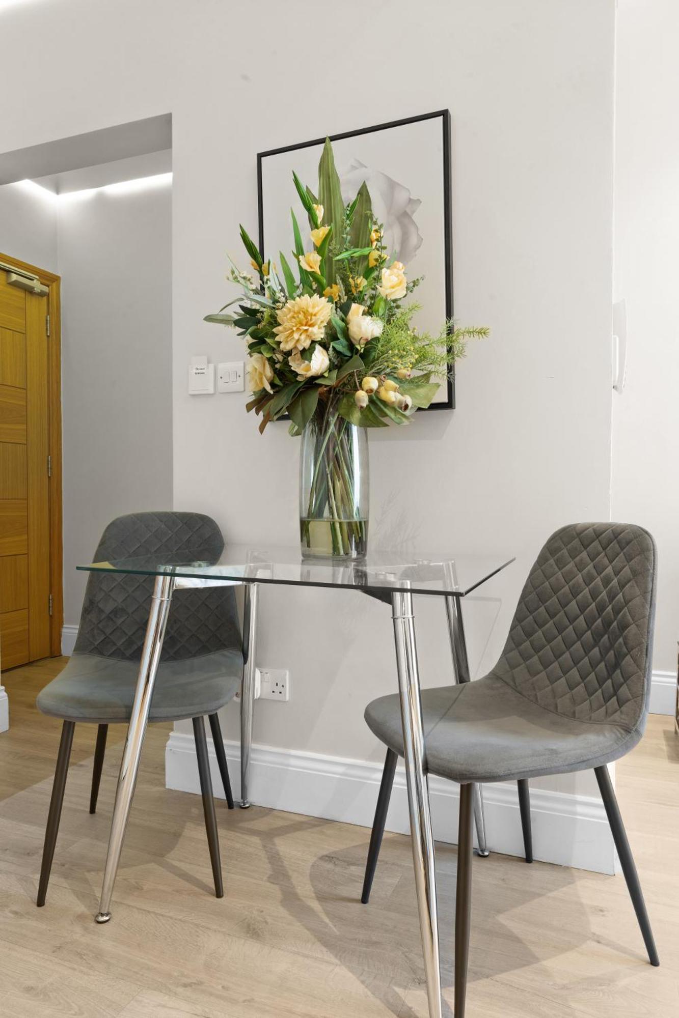 Cleveland Residences Russell Square ลอนดอน ภายนอก รูปภาพ
