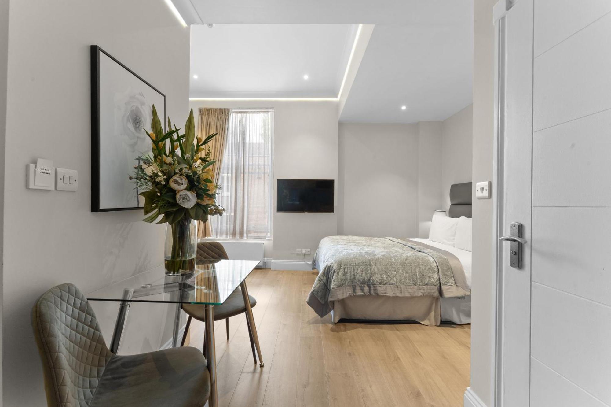 Cleveland Residences Russell Square ลอนดอน ภายนอก รูปภาพ