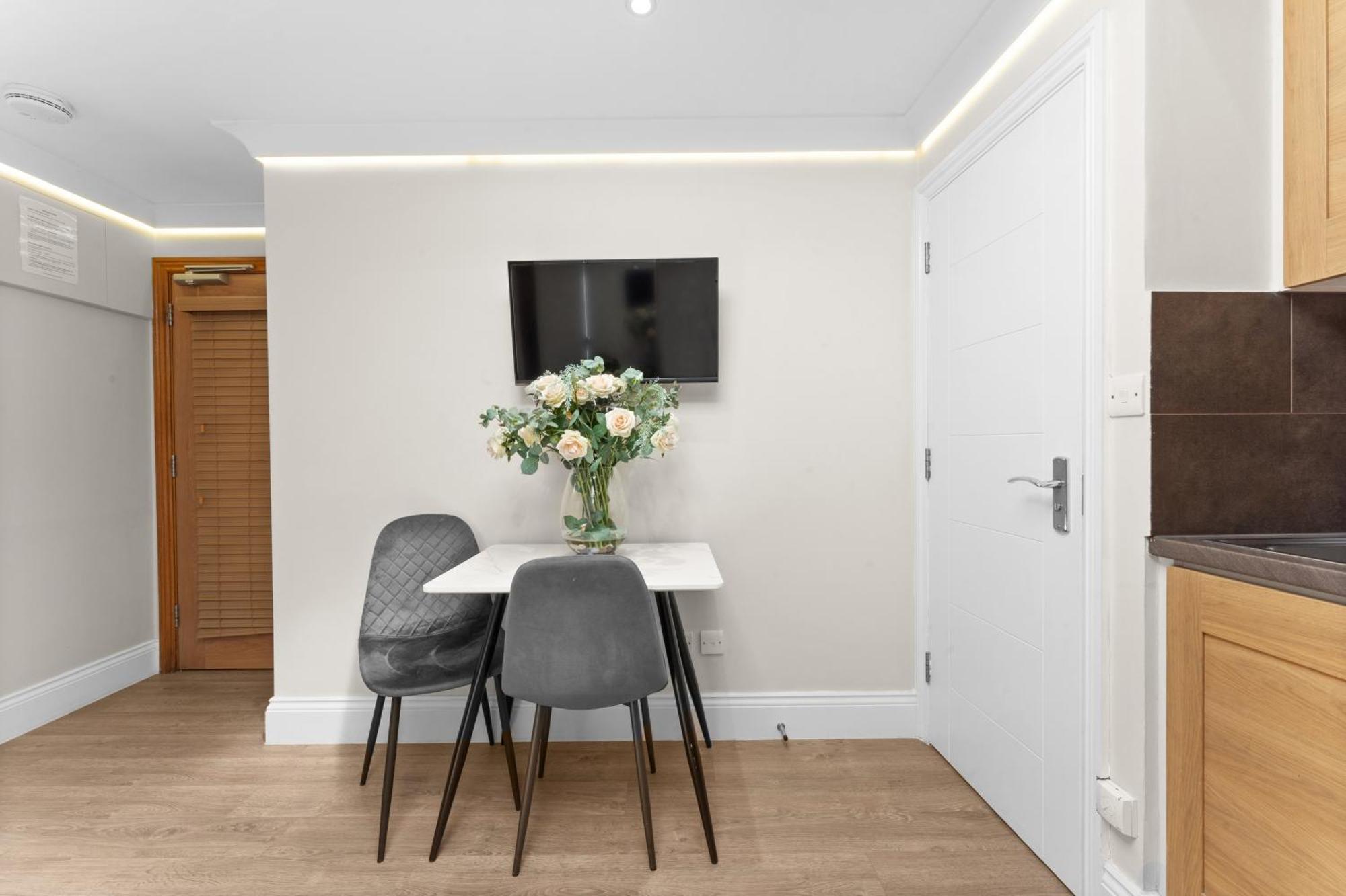 Cleveland Residences Russell Square ลอนดอน ภายนอก รูปภาพ