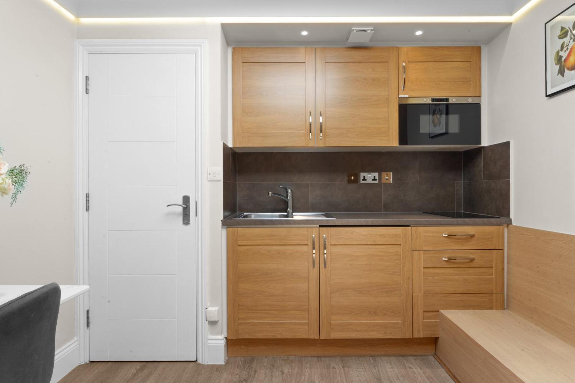 Cleveland Residences Russell Square ลอนดอน ภายนอก รูปภาพ